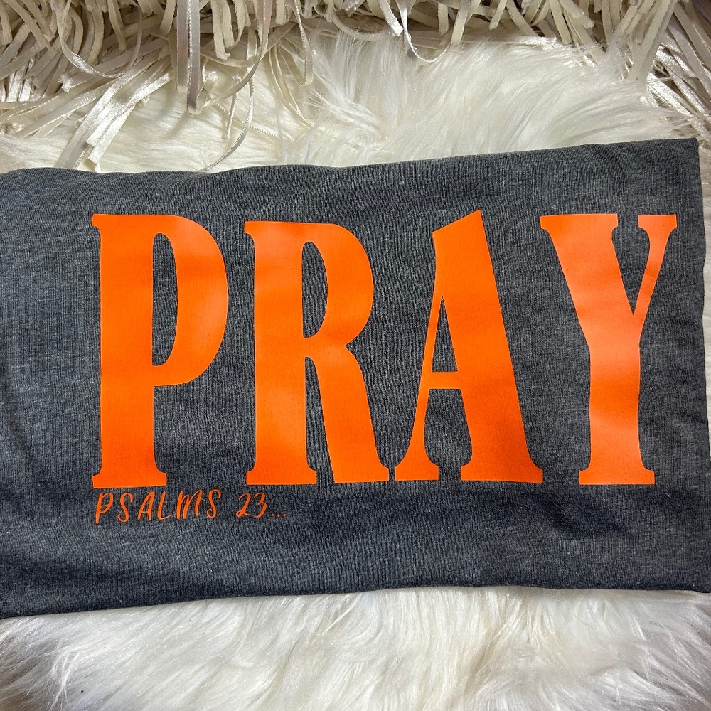 Pray tshirt
